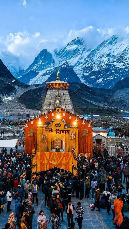 Kedarnath Packages by TraveloHimalayas with hotel transport and Uttarakhand route support